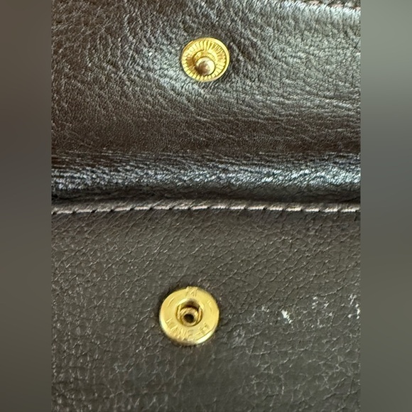 Michael Kors Brown Leather  Wallet | Gold Logo | 12 Card Slots | - Picture 8 of 9